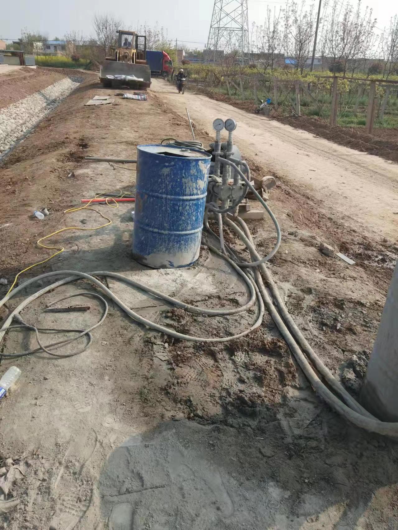 加乐镇顶管注浆